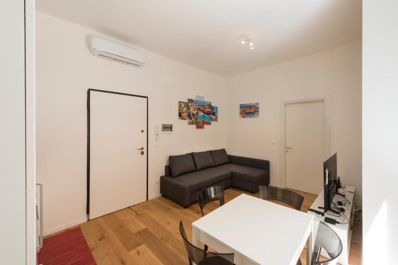The Hiking House Apartment Genoa Exterior photo